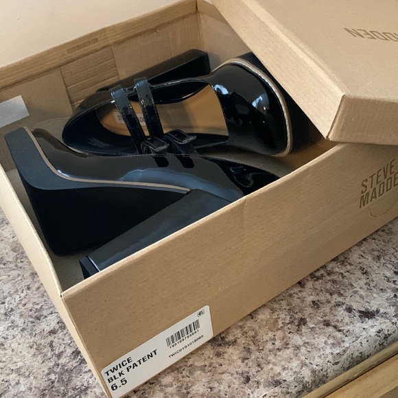 Steve Madden Chunky Black Patent Heels - Picture 14 of 16